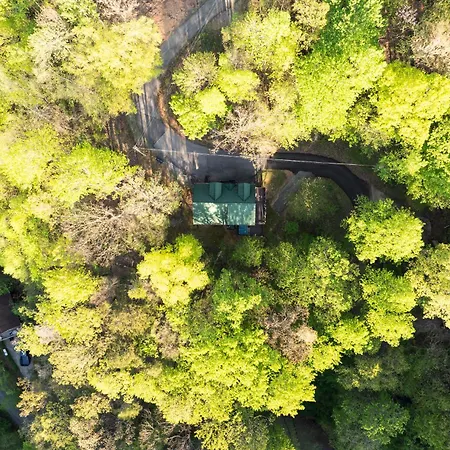 A Secret Splash Holiday Home
